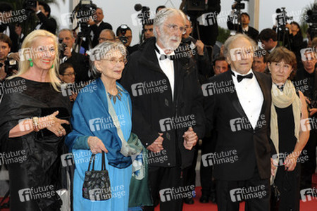 Susanne Haneke, Emmanuelle Riva, Michael Haneke, Jean-Louis Trintignant mit Begleitung