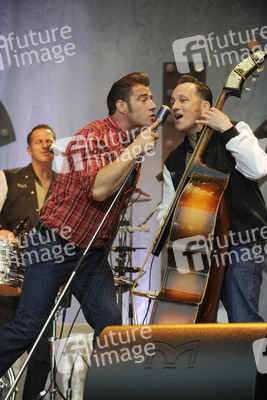 Matt L. Hanson, Dick Brave, Phil X Hanson