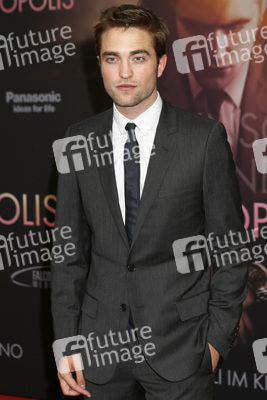 Robert Pattinson