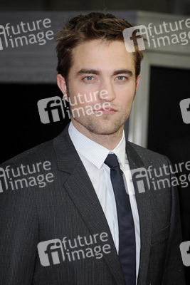Robert Pattinson