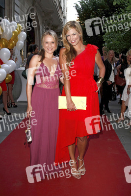 Nova Meierhenrich, Verena Wriedt