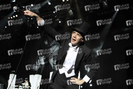 Howlin' Pelle Almqvist (The Hives)