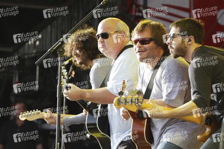 Kyle Gass, Jack Black (Tenacious D)
