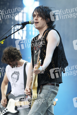 Jim Cratchley, Johnny Lloyd (Tribes)