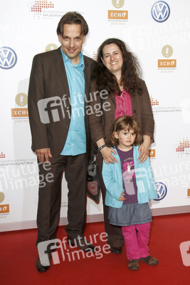 André Nendza mit Ehefrau Susanne und Tochter Siri