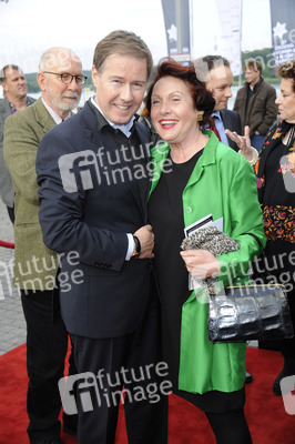 Ulrich Meyer, Georgia Tornow