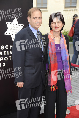 Yakov Hadas Handelsman mit Ehefrau Ita