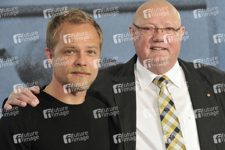 Matthias Koeberlin, Klaus Bechler