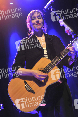 Suzanne Vega