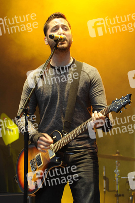 Alejandro Manzano (Boyce Avenue)