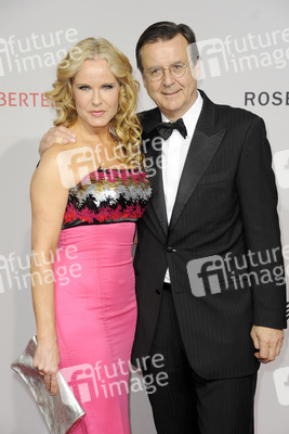 Katja Burkard, Hans Mahr