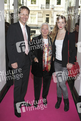 Johannes Mock-O'Hara, Karin Lieneweg, Pheline Roggan