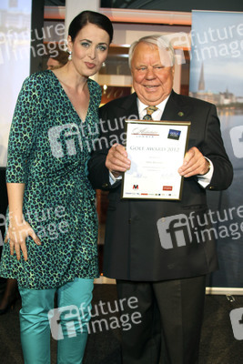 Annika de Buhr, Heinz Benorden