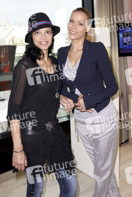 Chantal de Freitas, Yasmina Filali