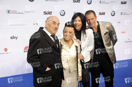 Artur Brauner mit Gattin Maria Brauner, Alice Brauner mit Gatte Michael Zechbauer