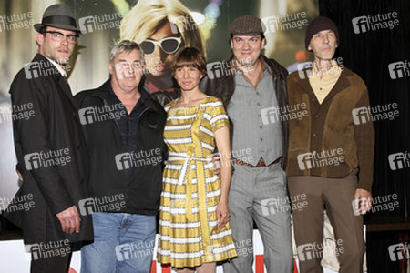 Ken Duken, Heinz Hoenig, Nadeshda Brennicke, Charly Hübner, Andreas Schmidt