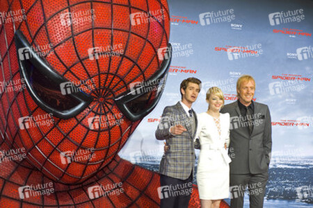 Andrew Garfield, Emma Stone, Rhys Ifans