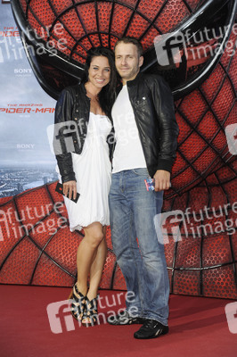 Maja Maneiro, Jacob Weigert