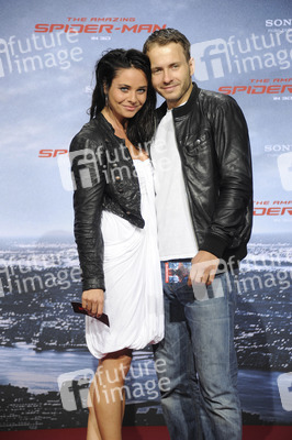 Maja Maneiro, Jacob Weigert