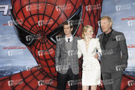 Andrew Garfield, Emma Stone, Rhys Ifans