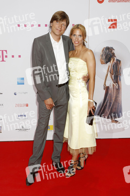 Roland Suso Richter mit Lebensgefährtin Pia Hart