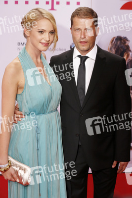 Svenja Holtmann, Til Schweiger