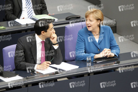 Philipp Rösler, Angela Merkel