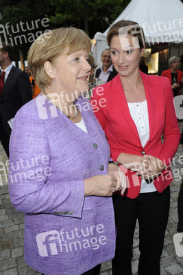 Angela Merkel, Bettina Schausten