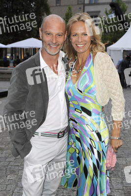 Simon Licht, Claudine Wilde