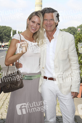 Florian Langenscheidt mit Partnerin Miriam Friedrich