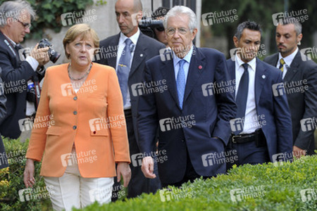Angela Merkel, Mario Monti