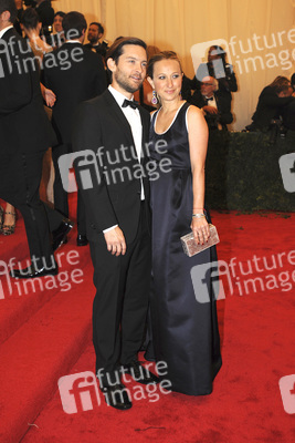 Tobey Maguire, Jennifer Meyer