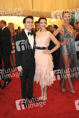 Daniel Radcliffe, Rose Hemingway
