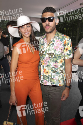 Lilly Becker, Noah Becker