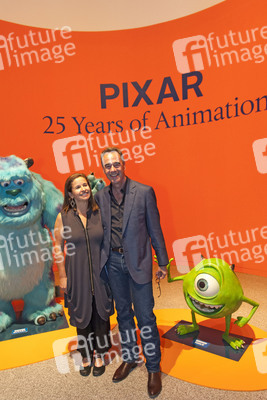 Elyse Klaidman, Jim Morris