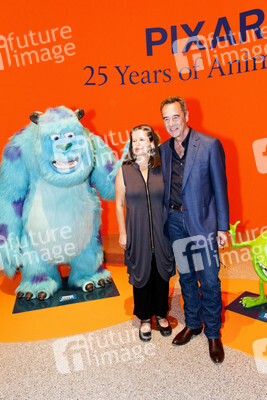 Elyse Klaidman, Jim Morris