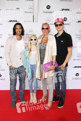 Umut Kekilli, Natascha Ochsenknecht mit Tochter Cheyenne Savannah, Jimi Blue Ochsenknecht