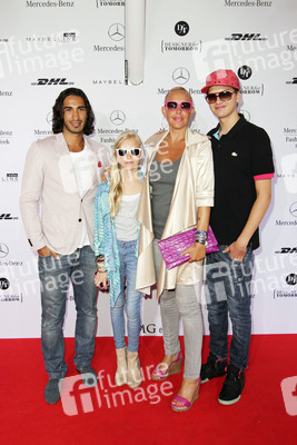 Umut Kekilli, Natascha Ochsenknecht mit Tochter Cheyenne Savannah, Jimi Blue Ochsenknecht