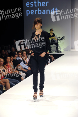 Esther Perbandt Model