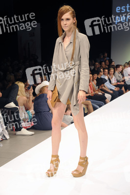 Esther Perbandt Model