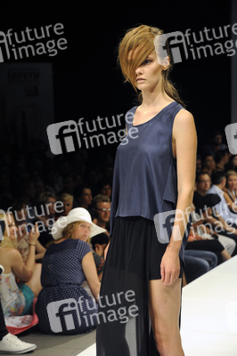 Esther Perbandt Model