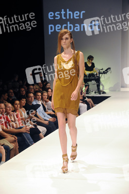 Esther Perbandt Model