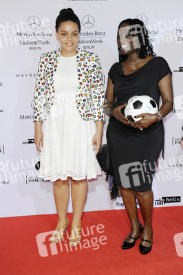 Auma Obama mit Tochter Akinyi