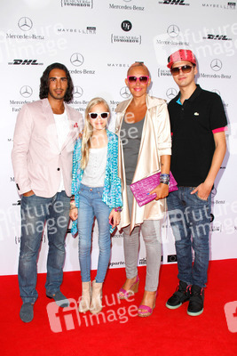 Umut Kekilli, Natascha Ochsenknecht mit Tochter Cheyenne Savannah, Jimi Blue Ochsenknecht