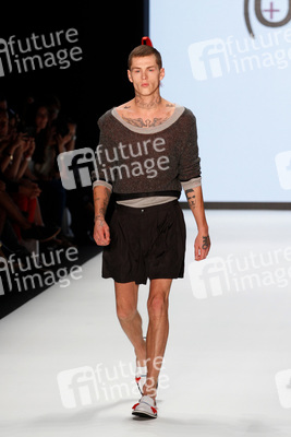 Romanian Designers Model