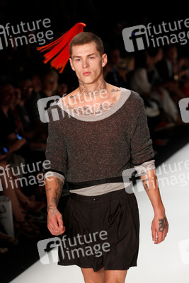 Romanian Designers Model