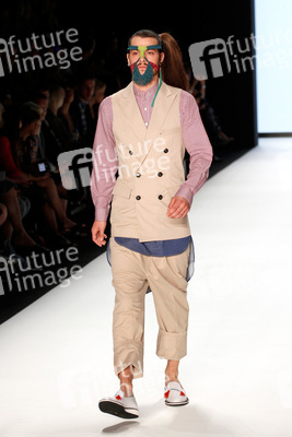 Romanian Designers Model