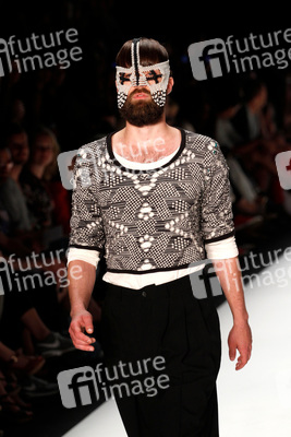 Romanian Designers Model