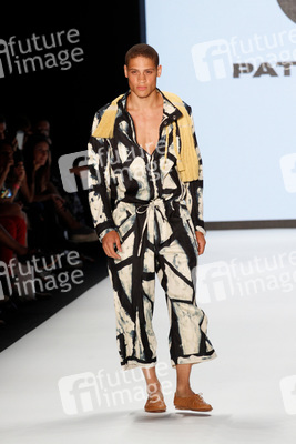 Romanian Designers Model