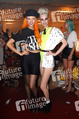 Bonnie Strange, Anika Scheibe